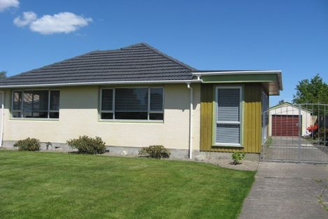 Photo of property in 25 Barnes Road, Redwood, Christchurch, 8051