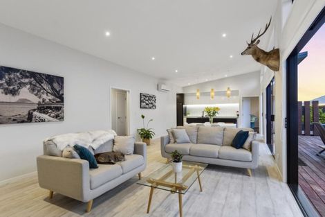 Photo of property in 10 Rotomanu Place, Pyes Pa, Tauranga, 3112