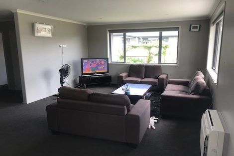 Photo of property in 64 Te Ranga Memorial Drive, Pyes Pa, Tauranga, 3112