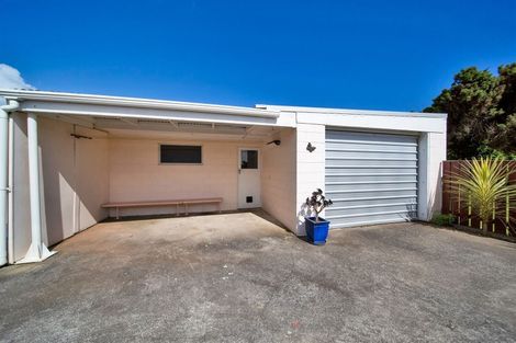 Photo of property in 12 Trimble Place, Bell Block, New Plymouth, 4312