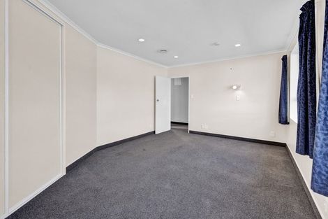 Photo of property in 35 Fantham Street, Hawera, 4610