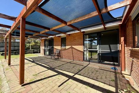 Photo of property in 19 Roy Maloney Drive, Henderson, Auckland, 0612