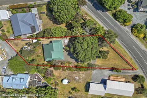 Photo of property in 12 Moir Point Road, Mangawhai Heads, Mangawhai, 0505