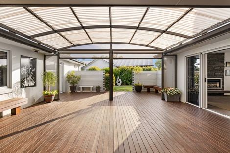 Photo of property in 2 Lamia Grove, Papamoa Beach, Papamoa, 3118