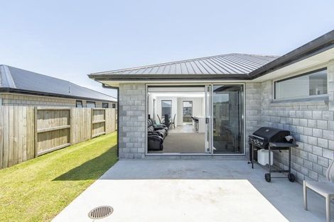 Photo of property in 39 Taioma Close, Papamoa, 3118