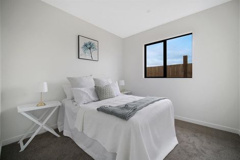 Photo of property in 32 Hari Road, Karaka, 2113