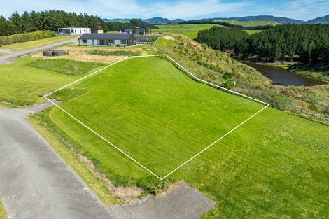 Photo of property in 42 Tama Road, Riversdale Beach, Masterton, 5872