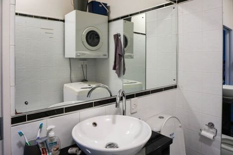 Photo of property in 1/3 View Street, Dunedin Central, Dunedin, 9016