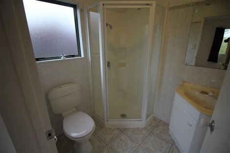 Photo of property in 111 West Harbour Drive, West Harbour, Auckland, 0618