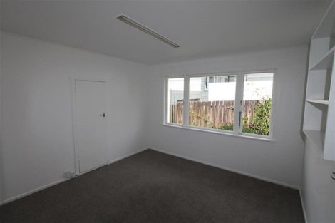 Photo of property in 40 Rosier Road, Glen Eden, Auckland, 0602