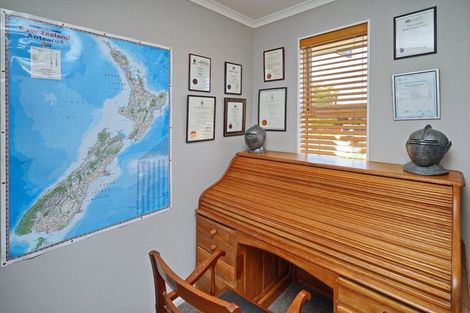 Photo of property in 19 Brockelbank Drive, Kaiapoi, 7630