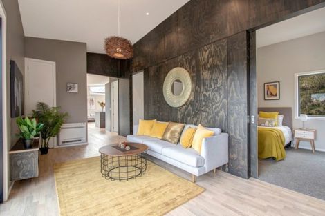 Photo of property in 61 Mcdonnell Road, Arrowtown, 9302