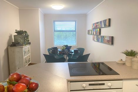 Photo of property in 9 Ramoana Mews, Shelly Park, Auckland, 2014