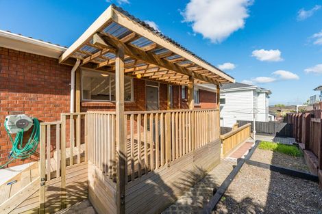 Photo of property in 14b Waimumu Road, Massey, Auckland, 0614