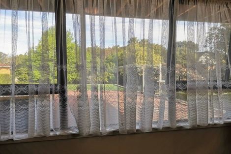 Photo of property in 172 Wiseley Road, West Harbour, Auckland, 0618