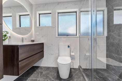 Photo of property in 3 Kendall Court, Wattle Downs, Auckland, 2103