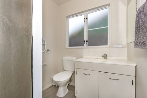 Photo of property in 2/4 Morrison Avenue, Northcote, Christchurch, 8052