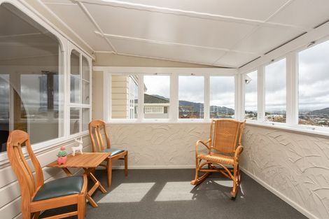 Photo of property in 52 Oriel Avenue, Tawa, Wellington, 5028