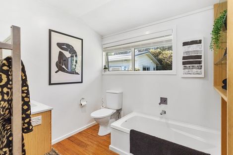 Photo of property in 16 Apple Terrace, Ranui, Porirua, 5024