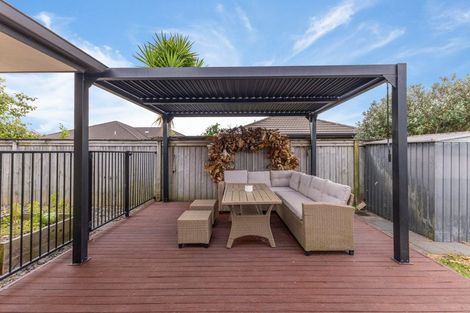 Photo of property in 11 Chatham Place, Rototuna North, Hamilton, 3210