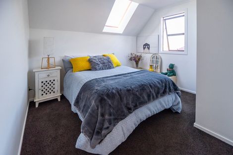 Photo of property in 20 Frye Crescent, Albert Town, Wanaka, 9305