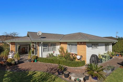 Photo of property in 9 Edgewater Grove, Whakatane, 3120