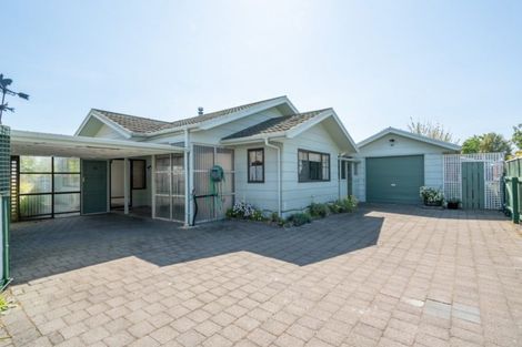 Photo of property in 2/80 Hinemoa Avenue, Taupo, 3330