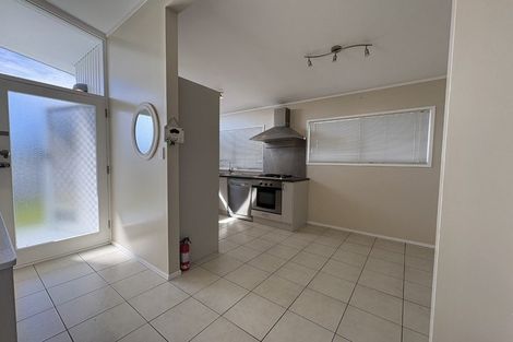 Photo of property in 12 Redwood Drive, Massey, Auckland, 0614