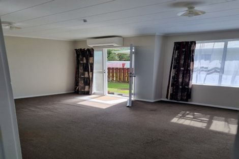 Photo of property in 11a Karamu Crescent, Wainuiomata, Lower Hutt, 5014