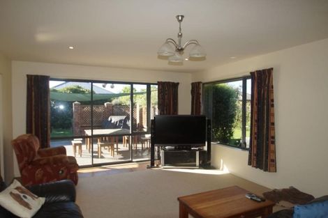 Photo of property in 26 John Morel Place, Parklands, Christchurch, 8083