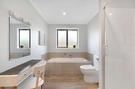 Photo of property in 28 Monarch Drive, Ashhurst, 4810