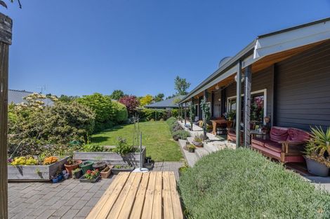 Photo of property in 21 Meadowstone Drive, Wanaka, 9305