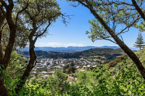 Photo of property in 7 Kingston Heights Road, Kingston, Wellington, 6021