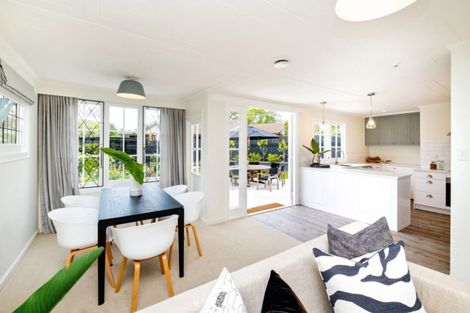 Photo of property in 11 Simla Avenue, Havelock North, 4130