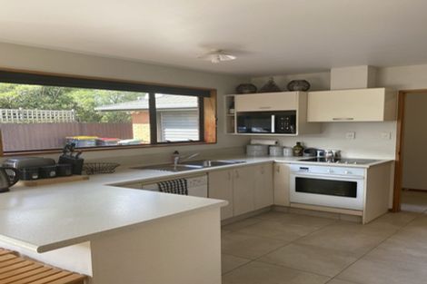 Photo of property in 2/65 Middlepark Road, Sockburn, Christchurch, 8042