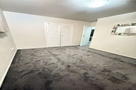 Photo of property in 1/15 Roseberry Avenue, Birkenhead, Auckland, 0626