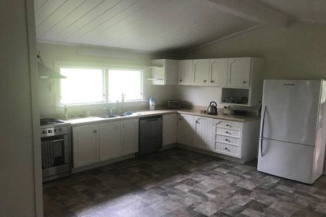 Photo of property in 569 Shoemaker Road, Waipu, 0582