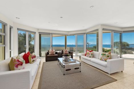 Photo of property in 26 Tiri Road, Milford, Auckland, 0620