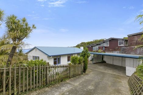 Photo of property in 115 Dowse Drive, Maungaraki, Lower Hutt, 5010