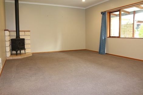 Photo of property in 27 Te Rakehou Road, Feilding, 4775