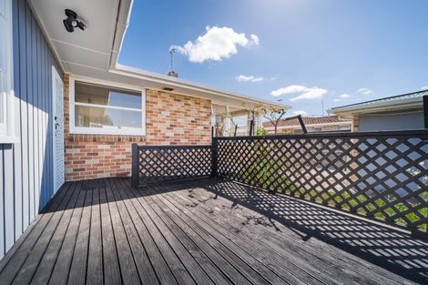 Photo of property in 7 Innes Place, Roslyn, Palmerston North, 4414