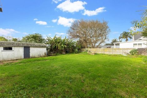 Photo of property in 332 Massey Road, Mangere East, Auckland, 2024