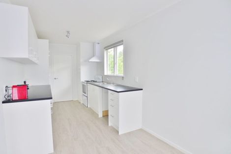 Photo of property in 63 Rehia Road, Massey, Auckland, 0614