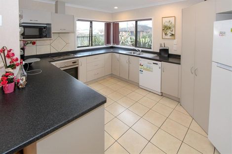 Photo of property in 7 Frame Place, Owhata, Rotorua, 3010