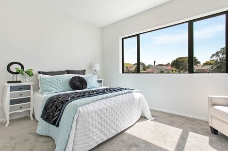 Photo of property in 5b Kahu Road, Paremata, Porirua, 5024