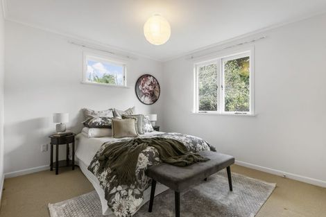 Photo of property in 19 Park Road, Glenfield, Auckland, 0629