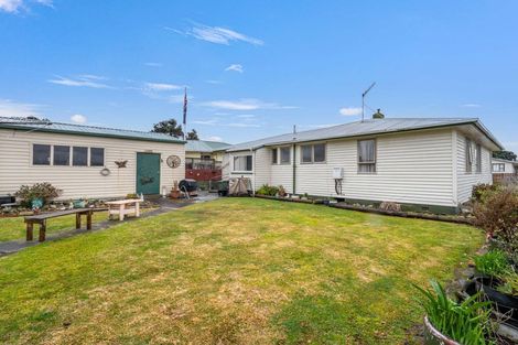 Photo of property in 14 Tainui Street, Castlecliff, Whanganui, 4501