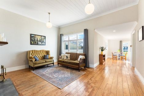 Photo of property in 122 Harrison Street, Whanganui, 4500