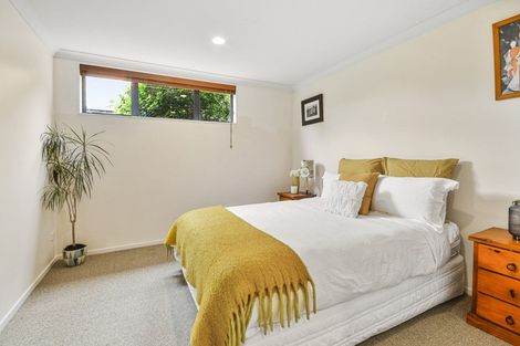 Photo of property in 5 Beirut Court, The Gardens, Auckland, 2105