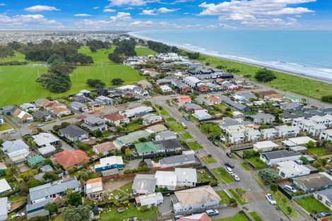 Photo of property in 20 Keppel Street, New Brighton, Christchurch, 8083